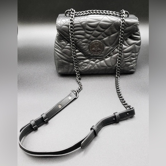 BlackCraft Cult Charlotte Spider Quilt Shoulder Bag - Picture 8 of 11